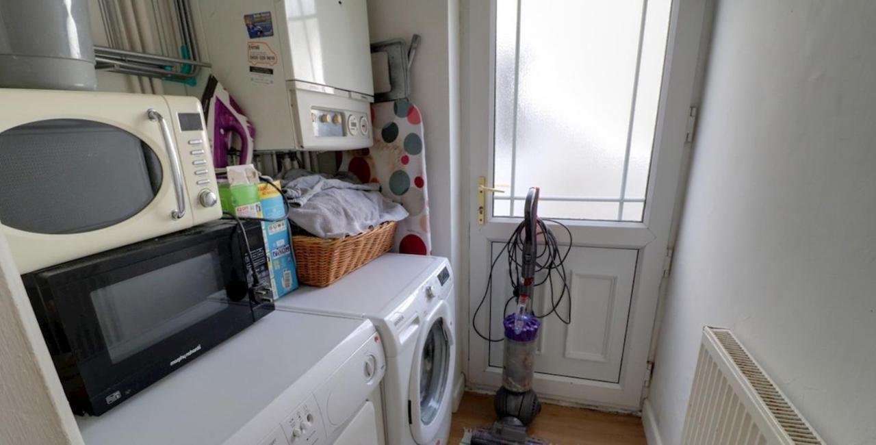 Cosy, Dog Friendly House On The Fringe Of The Brecon Beacons Villa Tredegar Ngoại thất bức ảnh