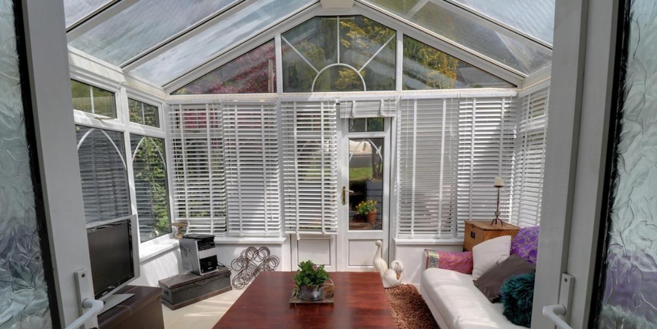 Cosy, Dog Friendly House On The Fringe Of The Brecon Beacons Villa Tredegar Ngoại thất bức ảnh