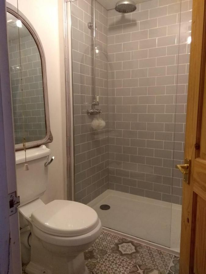 Cosy, Dog Friendly House On The Fringe Of The Brecon Beacons Villa Tredegar Ngoại thất bức ảnh