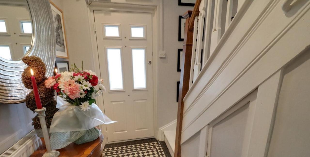 Cosy, Dog Friendly House On The Fringe Of The Brecon Beacons Villa Tredegar Ngoại thất bức ảnh