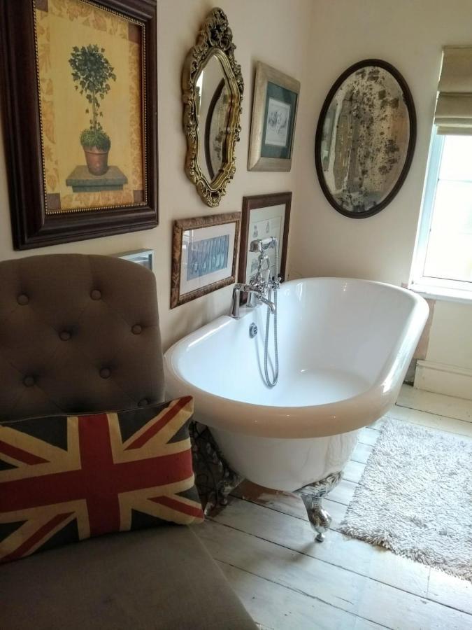 Cosy, Dog Friendly House On The Fringe Of The Brecon Beacons Villa Tredegar Ngoại thất bức ảnh